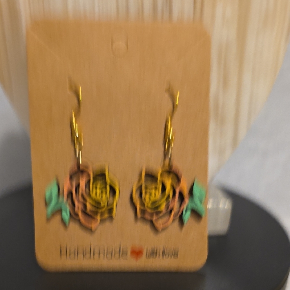 Handmade Rose Earrings with Gold and Green Accents - Picture 5 of 5